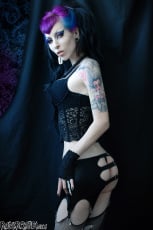Razor Candi - Gothic Dreamgirl Razor Candi in Black Leather | Picture (7)