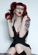 Razor Candi - Super Cute Naked Redheaded Gothic Babe in Pigtails | Picture (3)